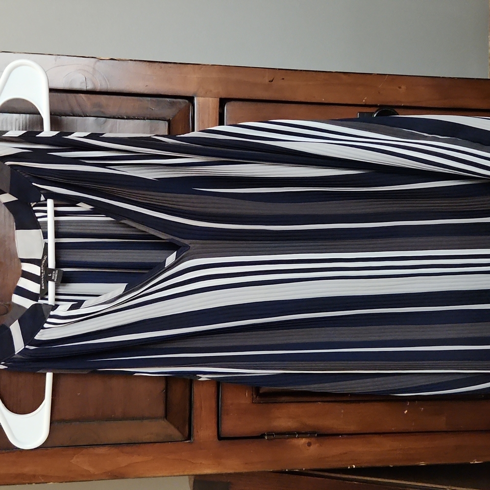 Banana Republic sleeveless top